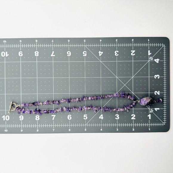 Natural Chip Bead Amethyst Silvertone Necklace with Chunky Stone Drop 15.5" VTG - Picture 6 of 8